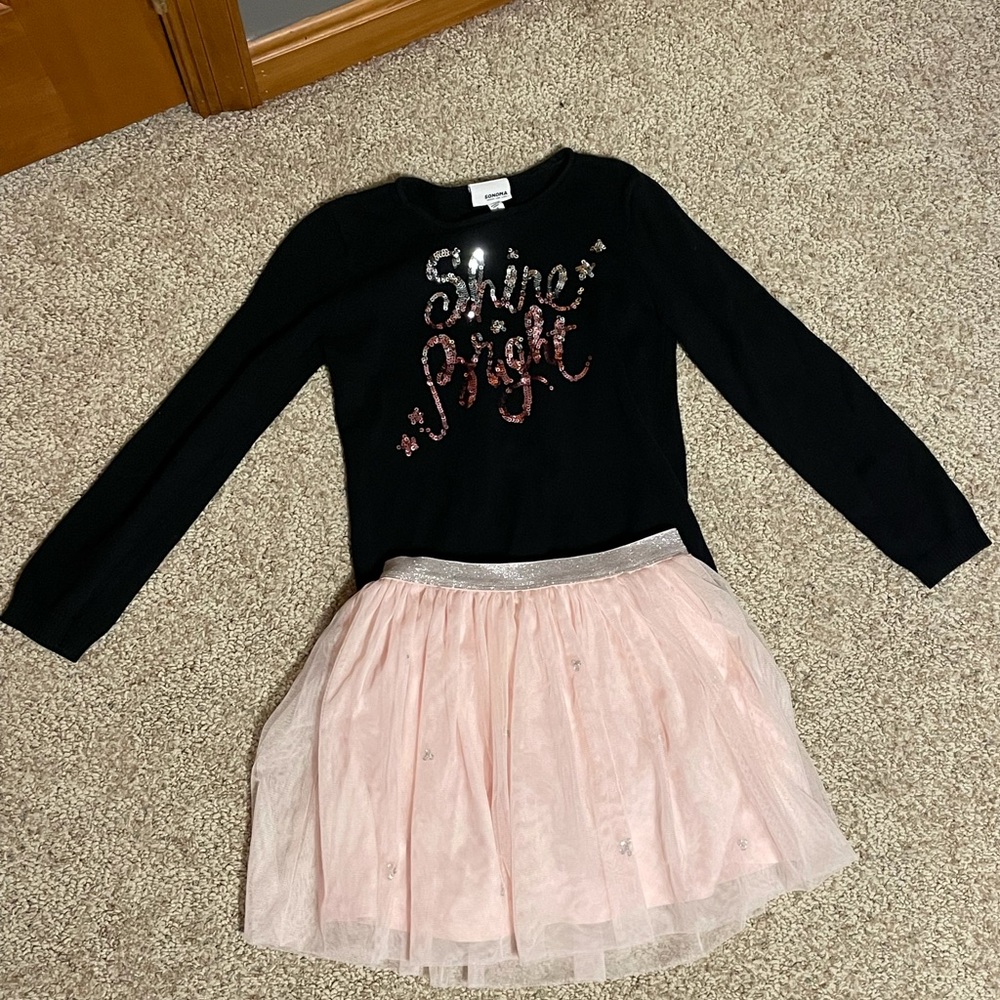 Girl’s Holiday sweater/skirt set